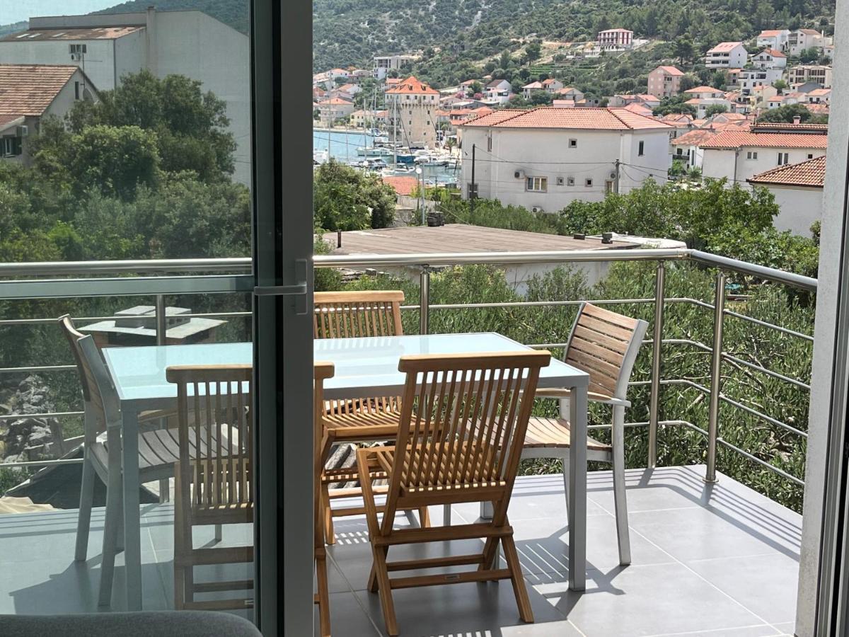 Apartmani Kamil Marina Εξωτερικό φωτογραφία